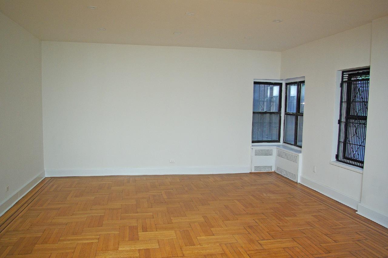 sale-fully-renovated-sponsor-studio-3-min Fully Renovated Sponsor Studio Apartment