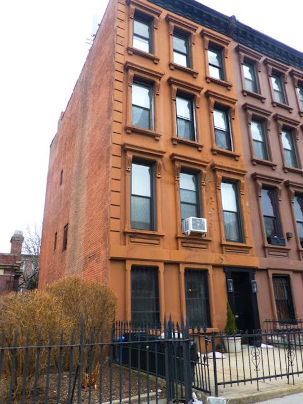 recent-1042_main-2 Great Four Family! Perfect for Investment