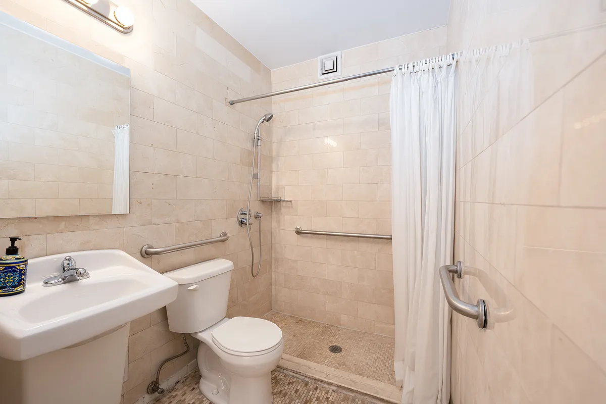 12 West 72nd Street #10D – Photo 8 12 West 72nd Street #10D